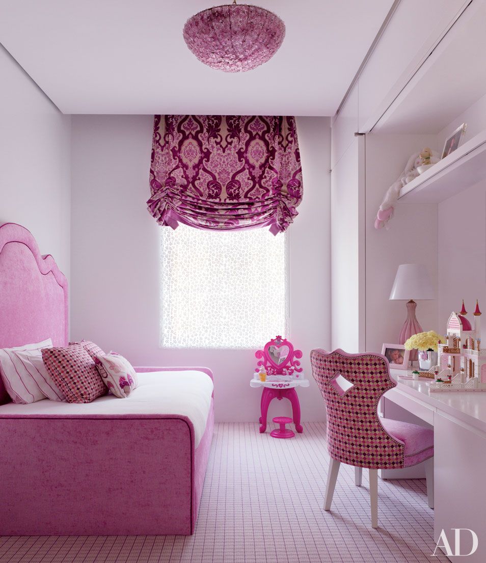 pink room decor
